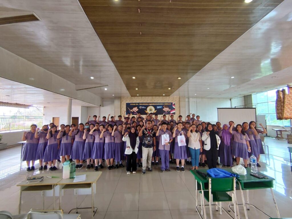 CHATBOT SATYA – COMMUNITY SERVICES – INTERNATIONAL COLLABORATION  OF THE FACULTY OF ECONOMICS AND BUSINESS ST BHINNEKA WITH AI FOR IMPACT AND THE INDONESIAN STOCK EXCHANGE